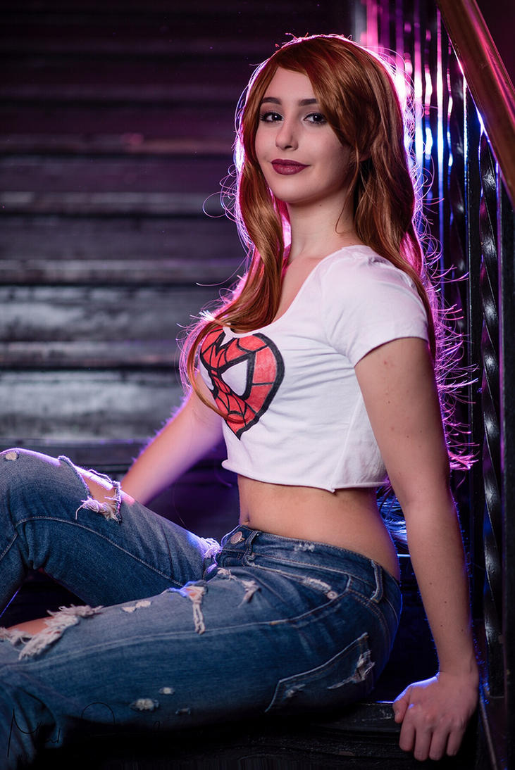 bruce tupper add Mary Jane Watson Cosplay photo