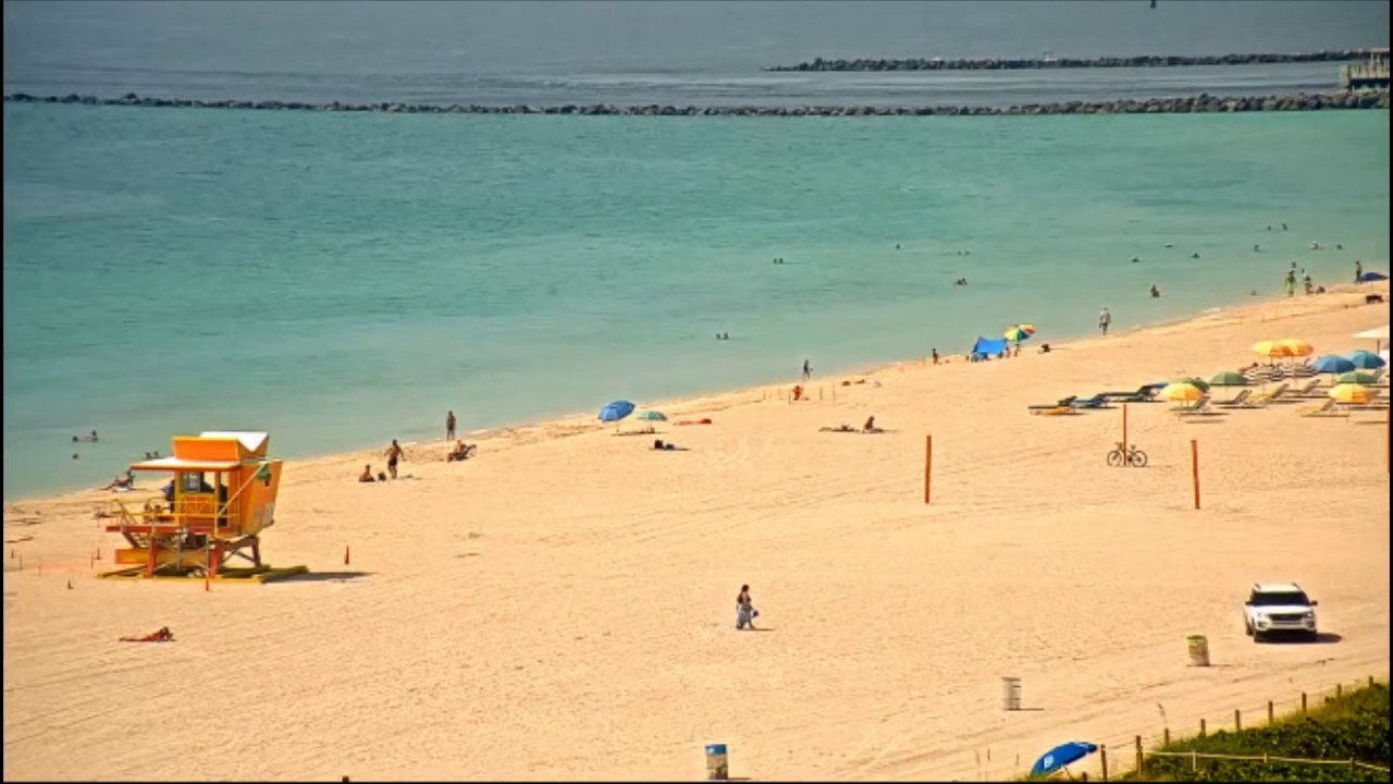 ben robertshaw add Beach Cam Voyeur photo