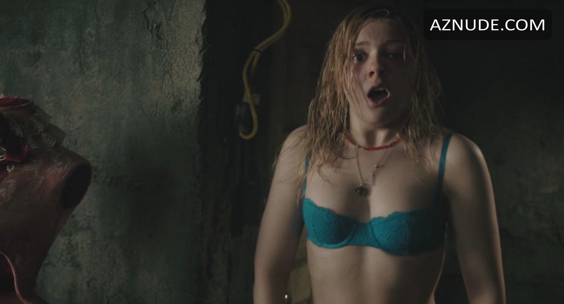 anne traverse add Abigail Breslin Nude photo