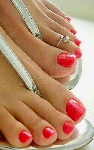 Sexxy Red Toes 17482