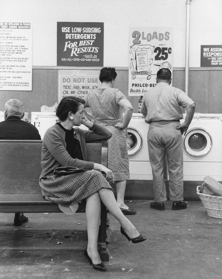 aline mendes add Nude In Laundromat photo