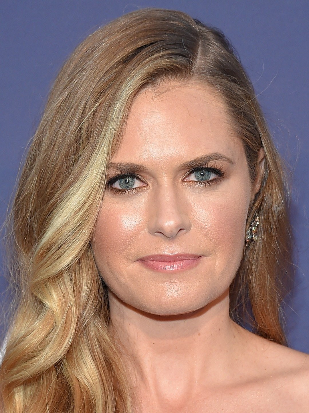 craig valentine add Maggie Lawson Hot photo