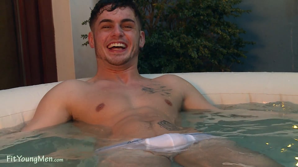 andy oldham add Hot Tub Nudity photo