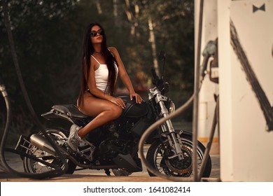 bryant townsend add Naked Ladies On Motorbikes photo