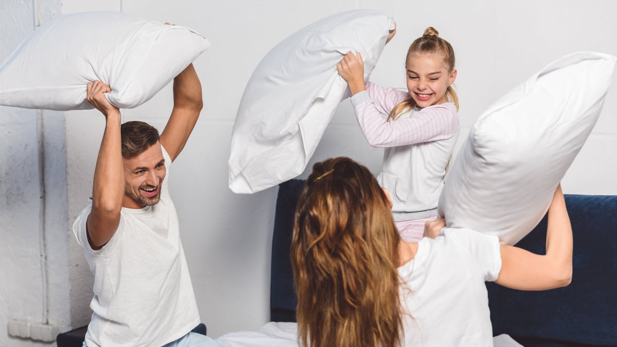 adele woollard add Strip Pillow Fight photo