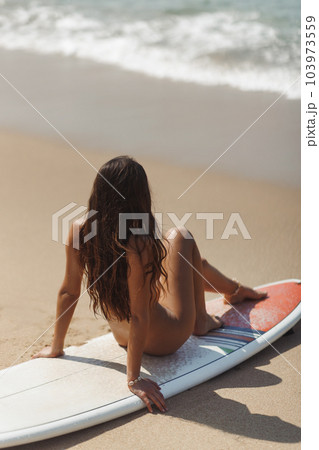 annalise stone add Female Nude Surfing photo