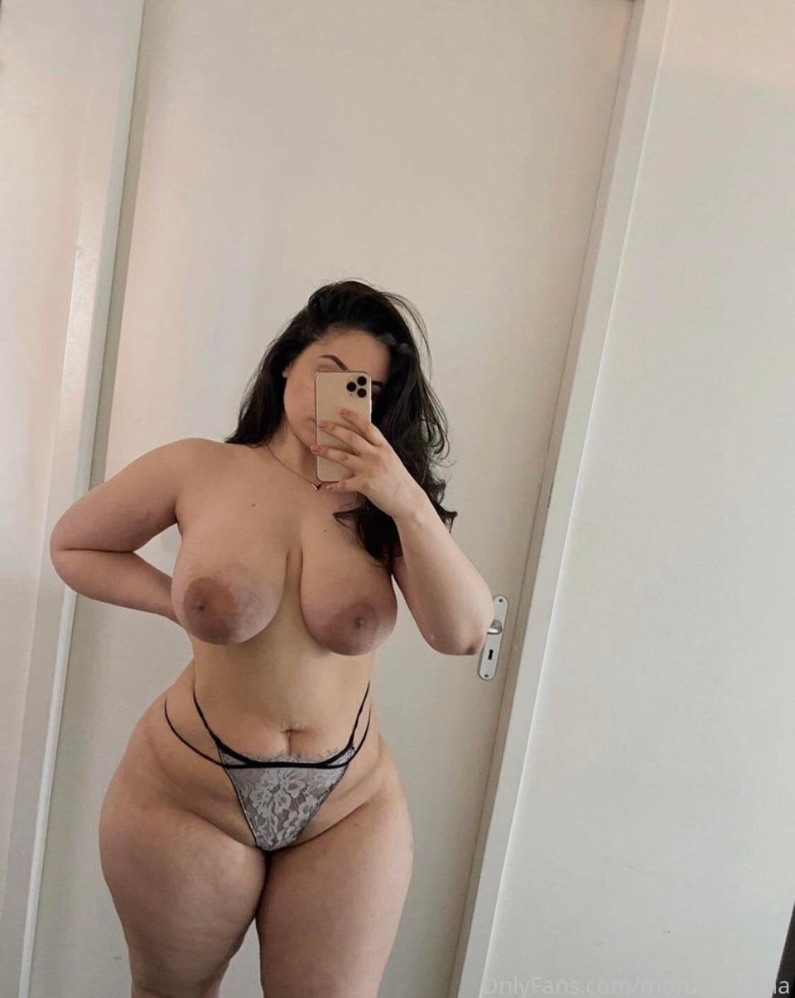 bushra doll add Aliyah Taylor Onlyfans photo