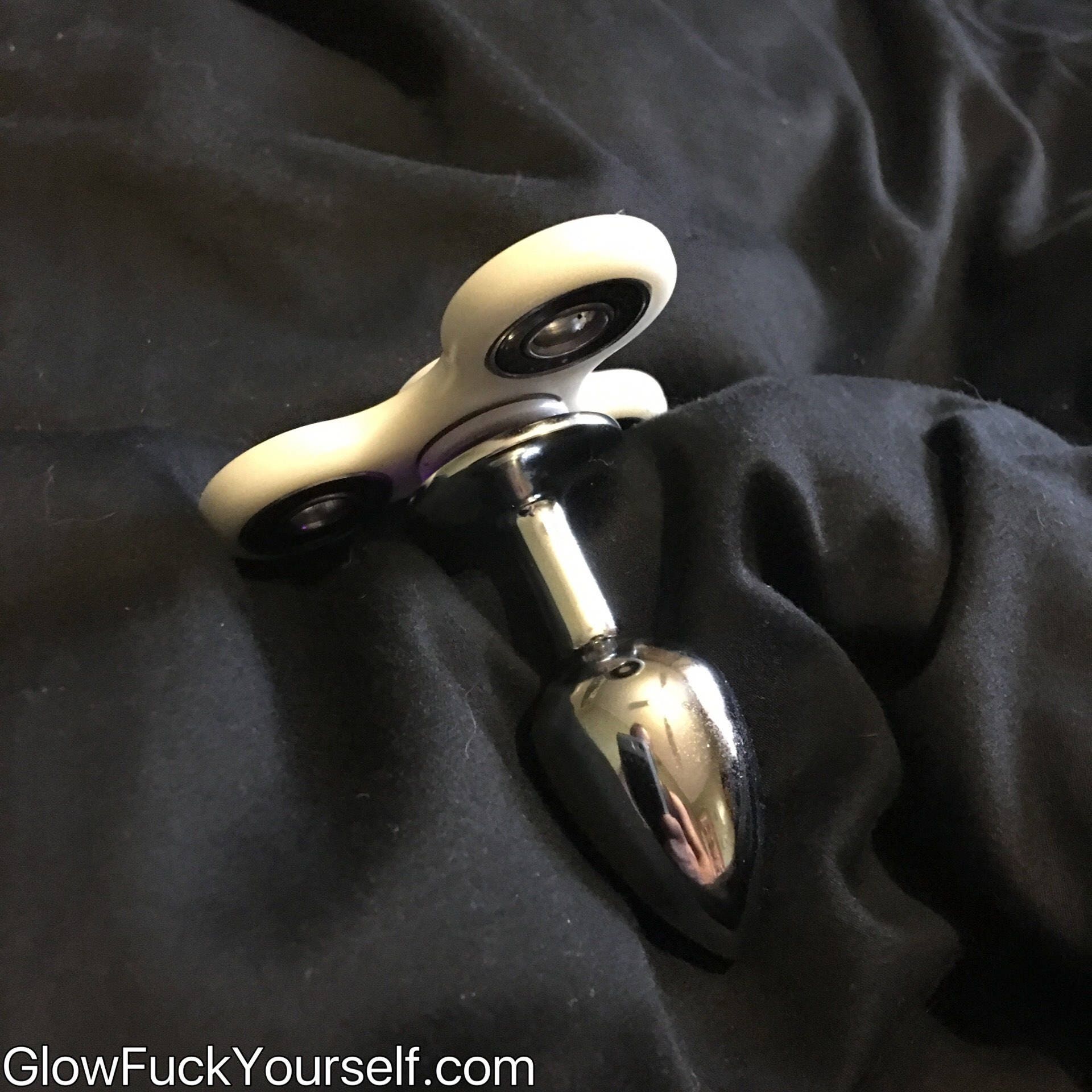 cheryl goza add Anal Fidget Spinners photo