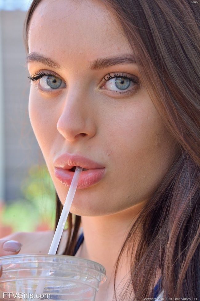 arnie sotto add Lana Rhoades And Riley Reid photo