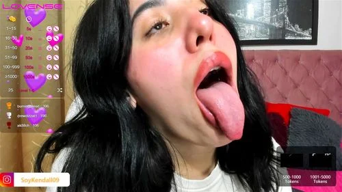 Milf Tongue 17832