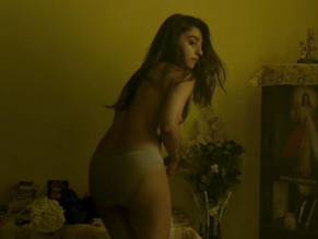 claudia barrera add Radhika Apte Naked photo