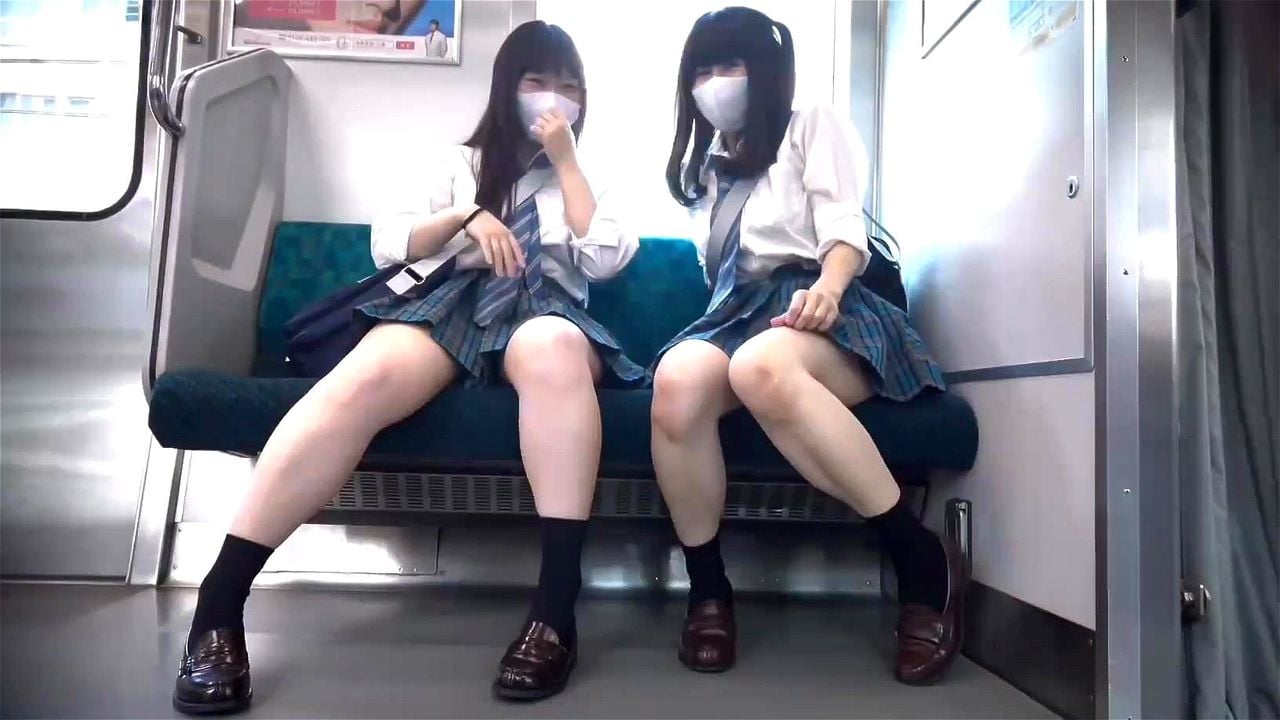 aldo valencia add Upskirts On Trains photo